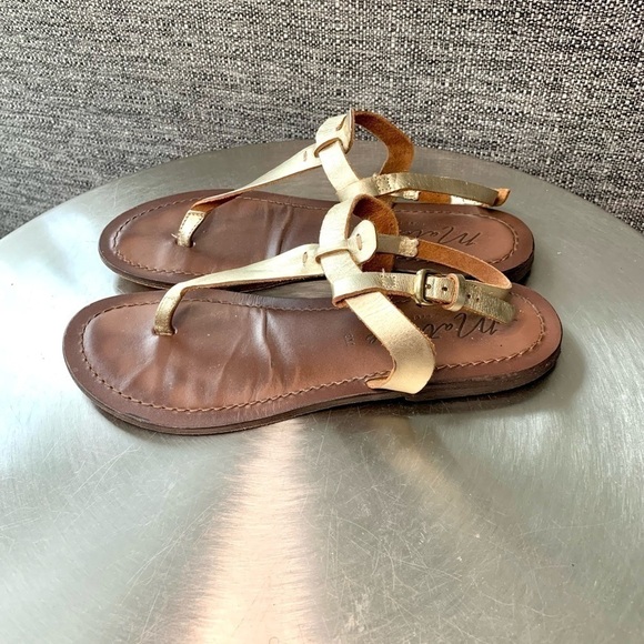 MATISSE leather sling back thong sandals summer minimalist Womens8 metallic gold - Picture 2 of 7